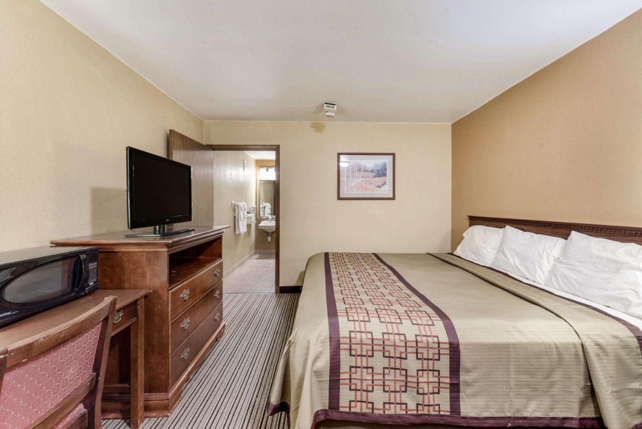 Rodeway Inn Columbus Kültér fotó
