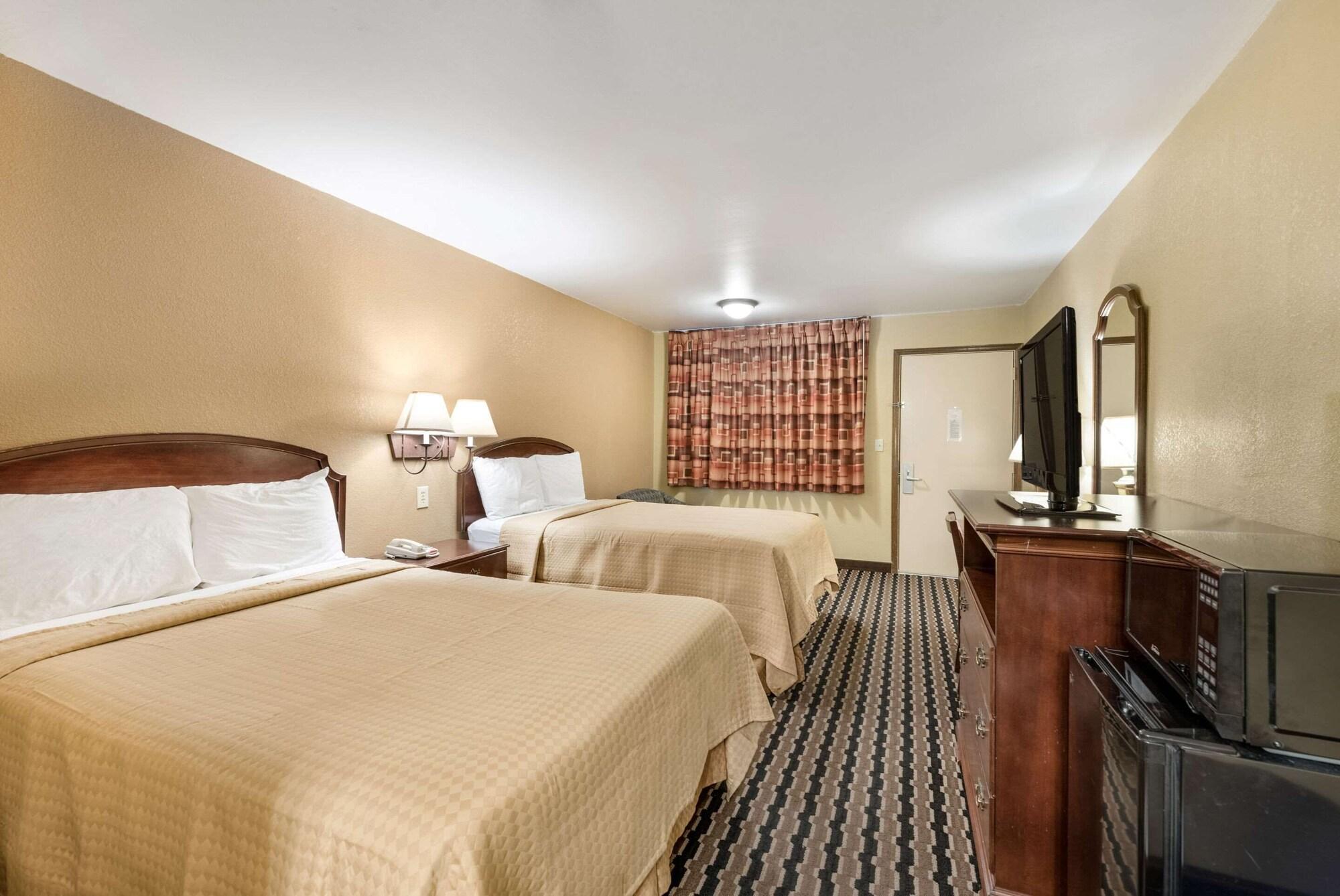 Rodeway Inn Columbus Kültér fotó